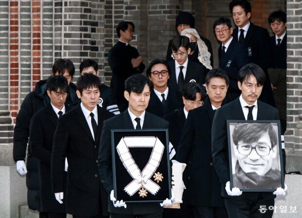 Tributes honor Ahn Sung-gi’s life, film legacy