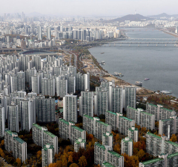 Lee vows to curb real estate distortions, enforce tax policy