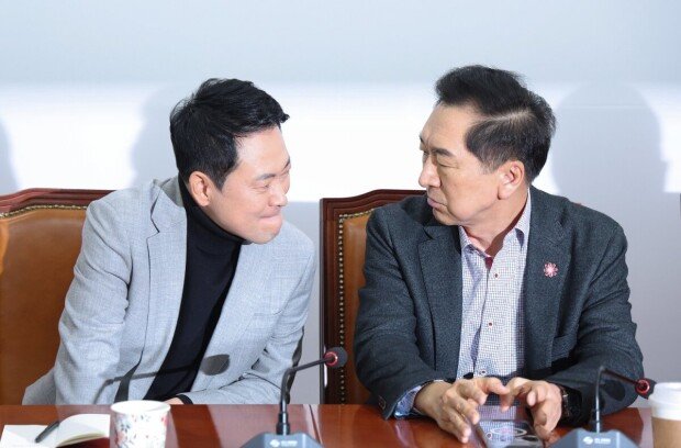 PPP confronts escalating internal divide before local elections