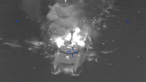 Iran plants naval mines in Strait of Hormuz