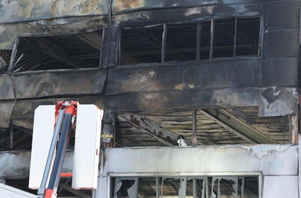 Investigators probe deadly Daejeon factory fire