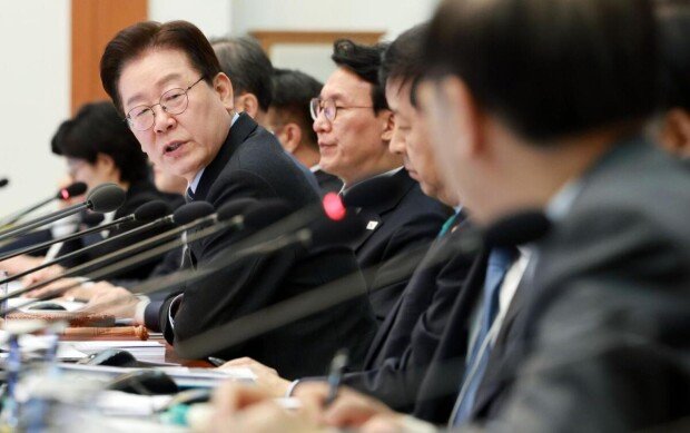 Seoul to send tankers to secure crude