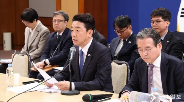 Seoul sends envoy to secure energy supplies