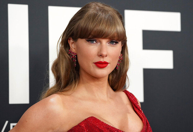 Taylor Swift files trademarks to curb AI misuse