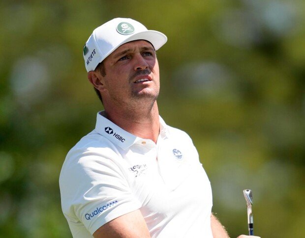 DeChambeau turns to YouTube amid LIV uncertainty