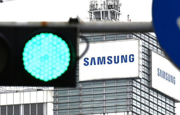 Samsung tops automotive memory market