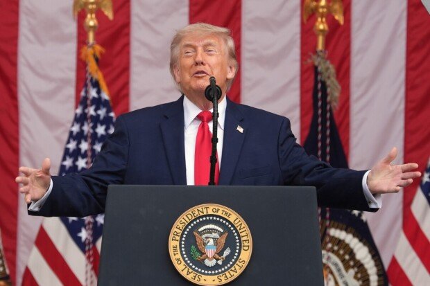 Trump touts health test, raises doubts