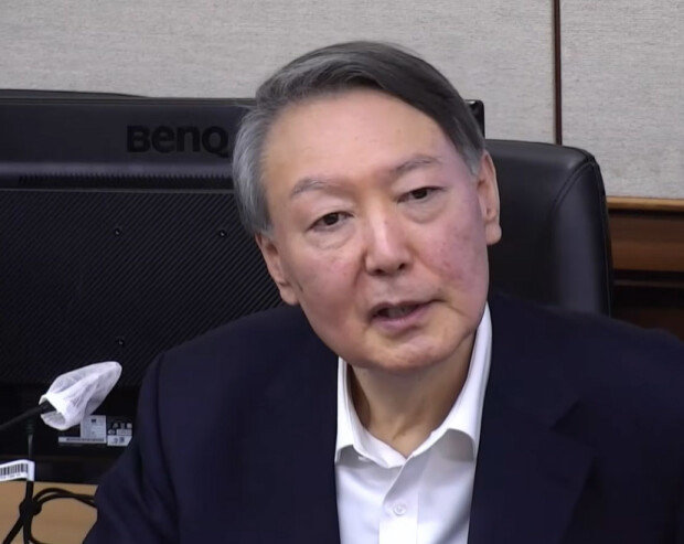 Special counsel seeks prison term for Yoon