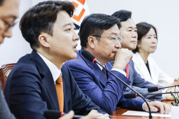 PPP seeks cooperation with Lee Jun-seok