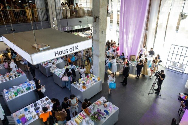 Interior view of the 1st floor of the Haus of K pop-up store / Source=NURIHAUS