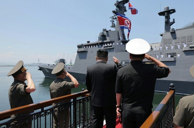 Kim unveils plans for larger warships