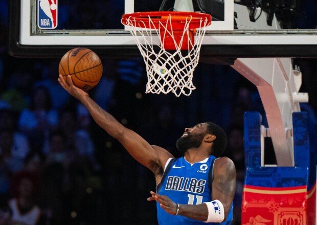 Irving returns after 587 days, realizing a dream