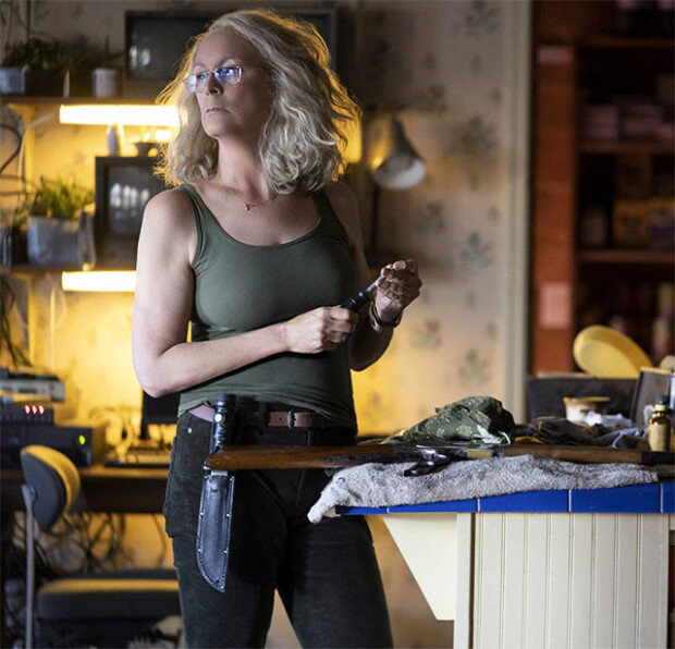 근육질 전사로 돌아온 40년전 그 여고생