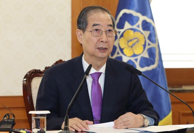 한덕수 복귀 하루만에, 민주당 ‘쌍탄핵’ 압박