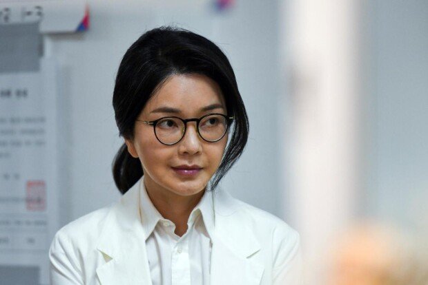 ﻿“김건희 집사, 베트남서 제3국 도피… 지명 수배”