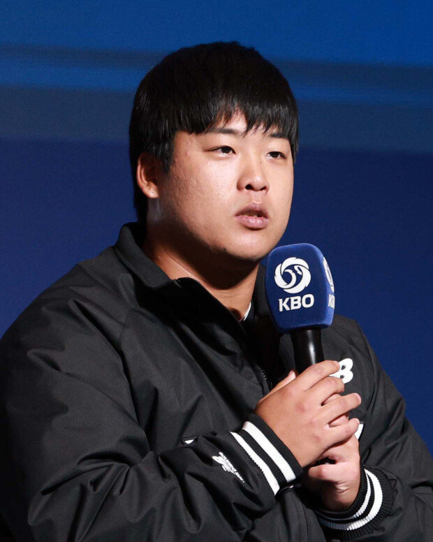 ﻿KT 강백호, 글로벌 에이전시와 계약… MLB 진출 타진
