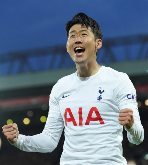 孫興慜被歐洲體育評選為本賽季“歐洲最佳球員” | 東亞日報