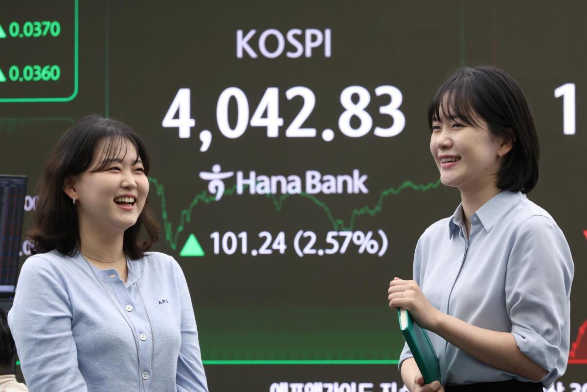 韩国综合股价指数45年来首次突破4000点| 东亚日报