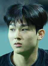 Yang Min-hyuk aims for Son’s No. 7