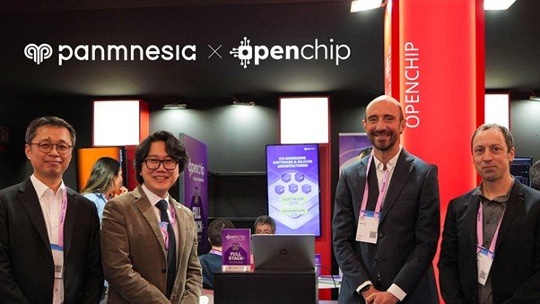 From left: Yong-jin Cho, CPO of Panmnesia; Myoung-soo Jung, CEO of Panmnesia; Cesc Guim, CEO of Openchip; and Gaspar Mora, CTO of Openchip / source=Panmnesia