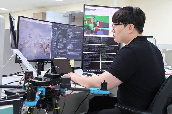 JooHyoung Lee developing AI autonomous flight technology / Source=IT DongA