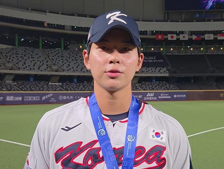Ha Hyeon-seung leads Korea to U-18 title - 동아일보