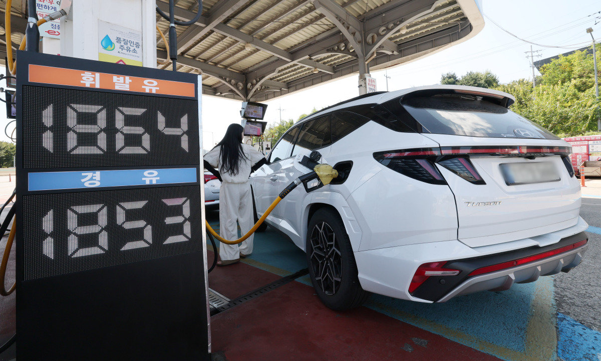 Highway gas stations cut prices for Chuseok - 동아일보