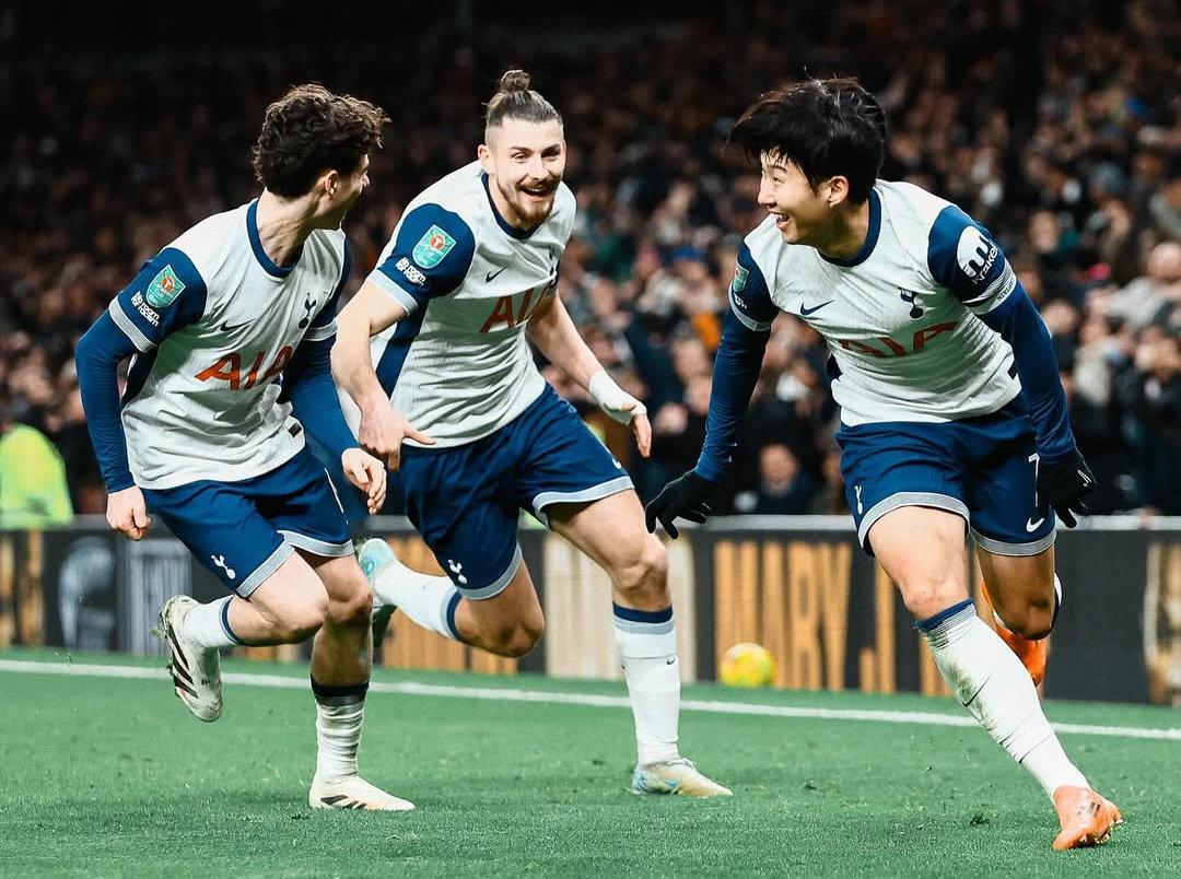 孫興民が絶妙なCKで決勝ゴール、トッテナムがカラバオ杯準決勝に進出