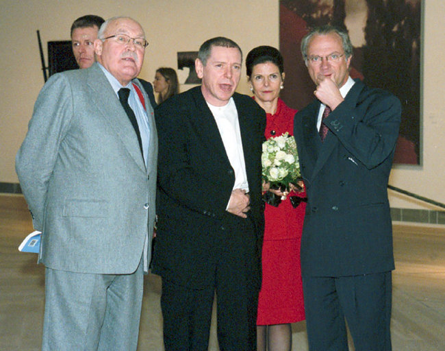 1998년 열린 새 건물입주식에 참석한 스웨덴 국앙 칼 16세와 왕비 실비아.[스톡홀롬 현대미술관 제공]