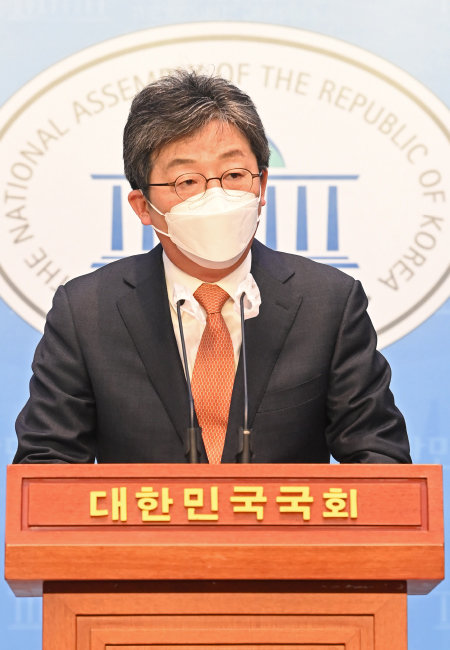 3월 31일 유승민 전 국민의힘 의원이 서울 여의도 국회소통관에서 경기지사 출마 선언을 하고 있다. [동아DB]
