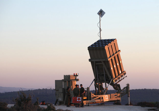 이스라엘 미사일 요격 시스템
‘아이언돔’. [AP 뉴시스]