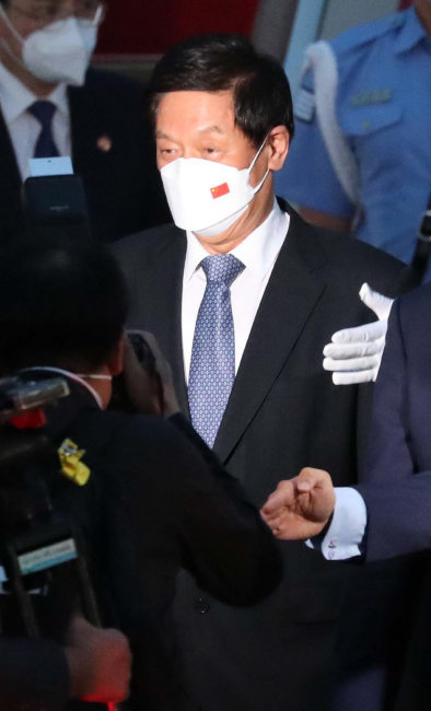 9월 15일 중국공산당 서열 3위 리잔수 전국인민대표회의 상무위원장 겸 정치국 상무위원이 서울공항에 도착했다. [뉴스1]