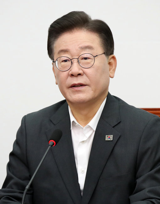 이재명 더불어민주당 대표가 7월 24일 서울 여의도 국회에서 열린 최고위원회의에서 발언하고 있다. [뉴시스]