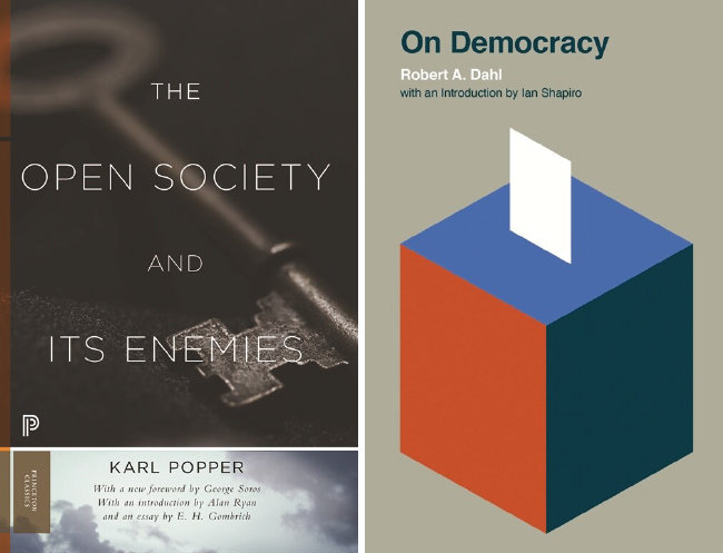 칼 포퍼가 쓴 ‘열린사회와 그 적들’(The Open Society and its Enemies·1945)과 로버트 달이 쓴 ‘민주주의’(On Democracy ·1998). 이 사진에 소개된 책들은 모두 2020년 출간된 것이다. [프린스턴대 출판부, 예일대 출판부]