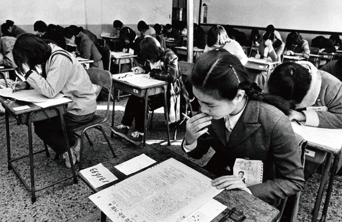 1981년 대입학력고사에 응시하는 학생들의 모습. [동아DB]