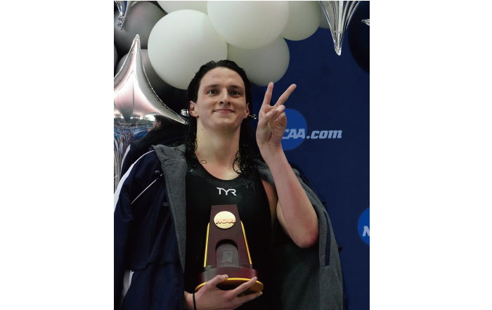 2022년 3월 미국대학스포츠협회(NCAA) 수영대회 여자 자유형 500야드(457.2m)에서 우승한 펜실베이니아대 수영선수 리아 토머스(Lia Thomas). [뉴시스]