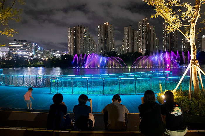 한가로운 여름밤의 데이트