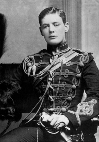 샌드허스트 육군사관학교 졸업 후 소위 임관 당시 처칠의 모습. Gettyimage