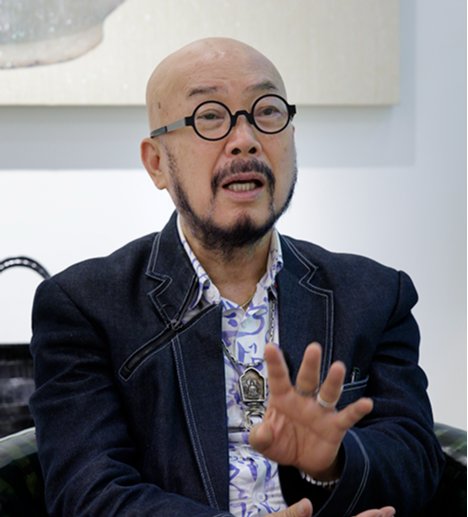 이상봉 디자이너는 “공연을 일주일 앞두고 도망친 일이 두고두고 회한으로 남았기에 내 이야기를 다룬 연극을 상연하는 것이 마지막 꿈”이라고 밝혔다. 조영철 기자