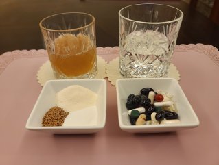 최연매 회장은 “아침 식사 대신 복용하는 알로에 베라 겔과 영양제 덕분에 갱년기 증상을 겪지 않았다”고 말했다. 최미희