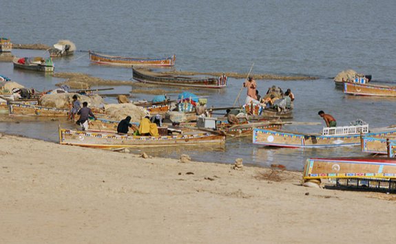 인더스강은 파키스탄에 생존의 젖줄이자 ‘아킬레스건’이다. 뉴시스