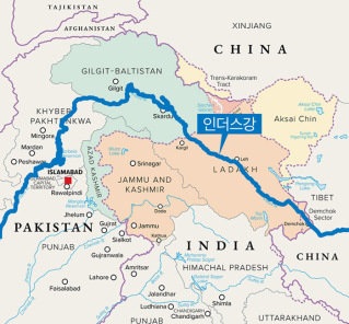 인더스강은 티베트고원에서 발원해 인도령 카슈미르를 거쳐 파키스탄 중앙으로 흘러간다. Gettyimage