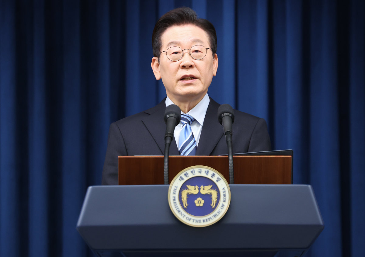 이재명 대통령이 11월 14일 용산 대통령실 브리핑에서 한미 양국 간 합의 내용이 담긴 ‘조인트 팩트시트(공동 설명자료)’ 관련 발표를 하고 있다. 뉴스1