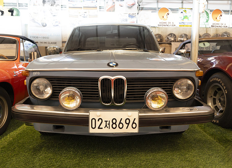 BMW 2002(1972).