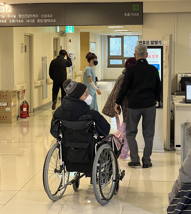 인구 250만 명이 거주하는 경북에는 상급종합병원이 단 한 곳도 없다. 사진은 경북의 한 지역병원. 홍중식 기자