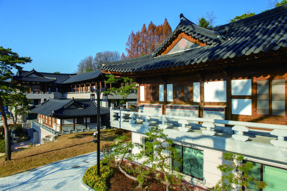 경기 과천에 위치한 하나님의 교회 엘로힘기념관. 하나님의 교회