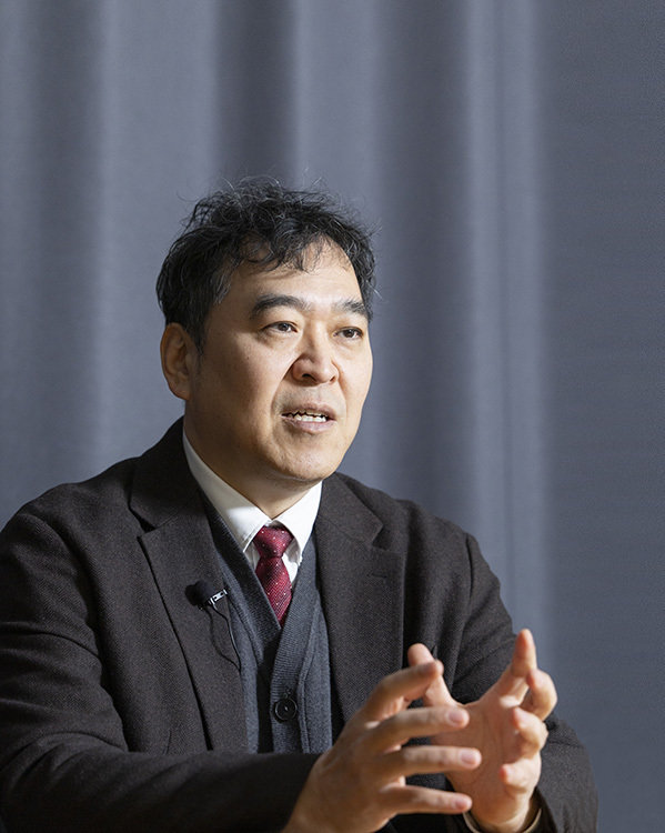 이형민 대한응급의학의사회 회장이 2025년 12월 2일 동아일보 충정로 사옥에서 ‘신동아’와 인터뷰하고 있다. 조영철 기자