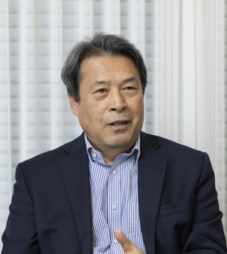 캡션이윤호 동국대 경찰행정학과 명예교수는 “경찰의 위상을 높이는 논의 속에서 시민이 체감하는 불안은 더욱 커질 것”이라며 “경찰 조직이 위기인 게 아니라 시민이 위기다”라고 강조했다. 조영철 기자