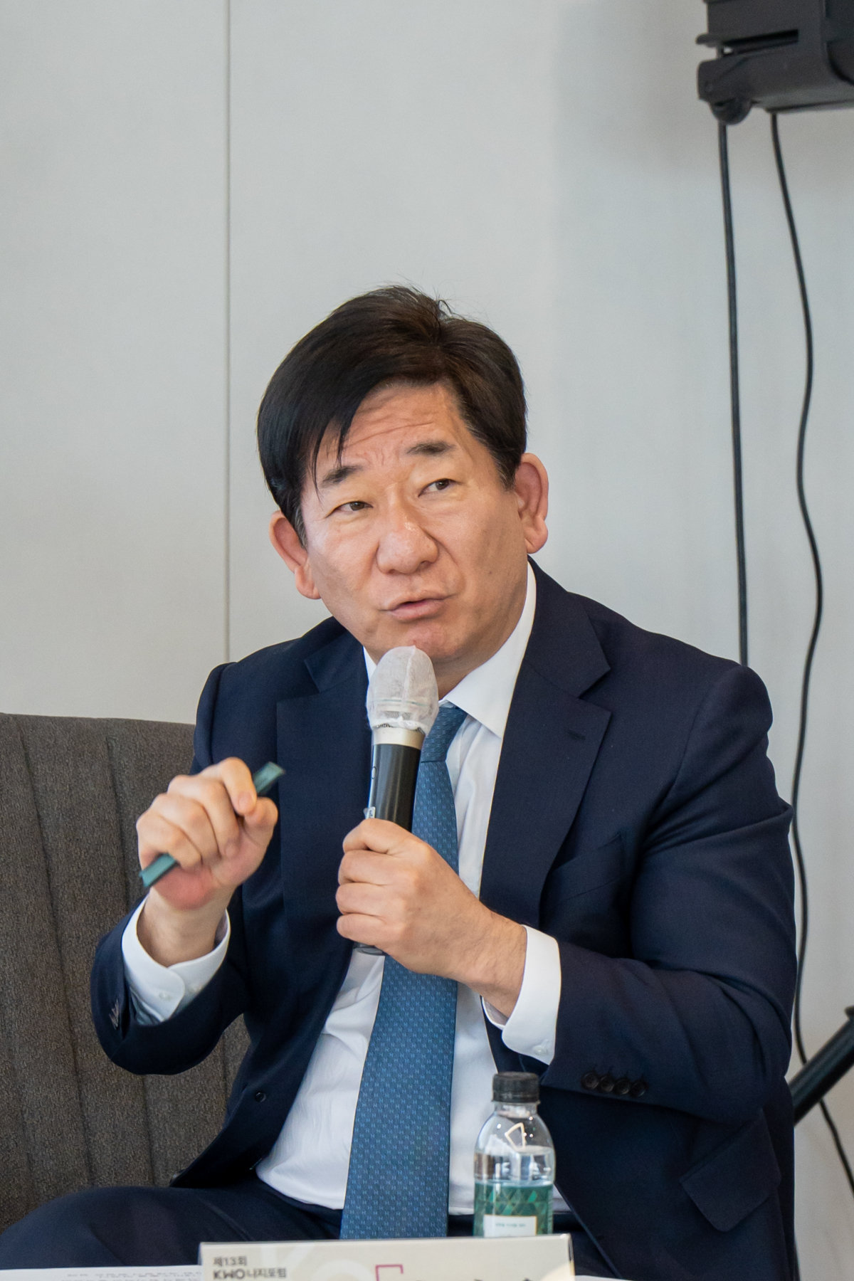 ‘제13회 KWO 나지포럼’ 주제 발표를 맡은 김현욱 세종연구소장(전 국립외교원 교수 및 북미유럽연구부장). 홍태식 객원기자