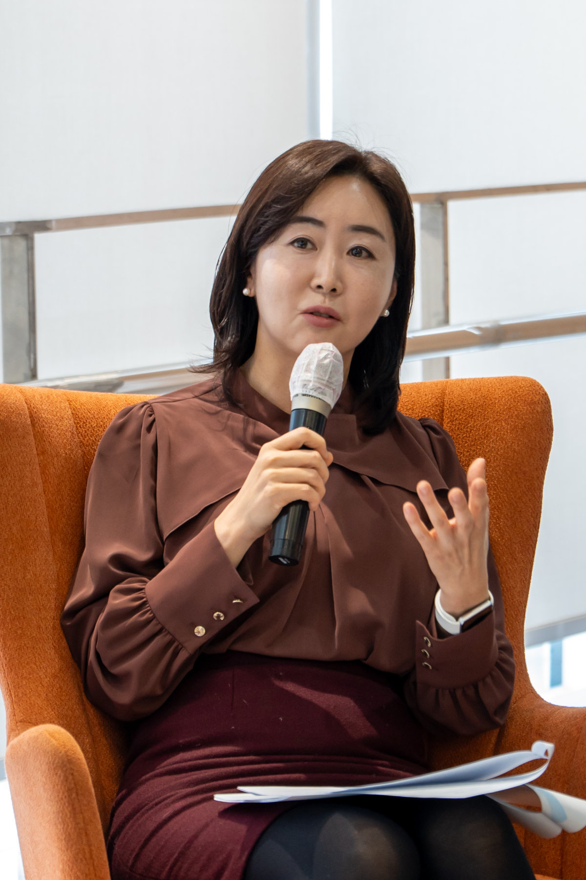 제13회 KWO 나지포럼’에 참석한 서지영 KBS 정치외교팀장이 미국과 동맹국의 관계 변화를 설명하고 있다. 홍태식 객원기자